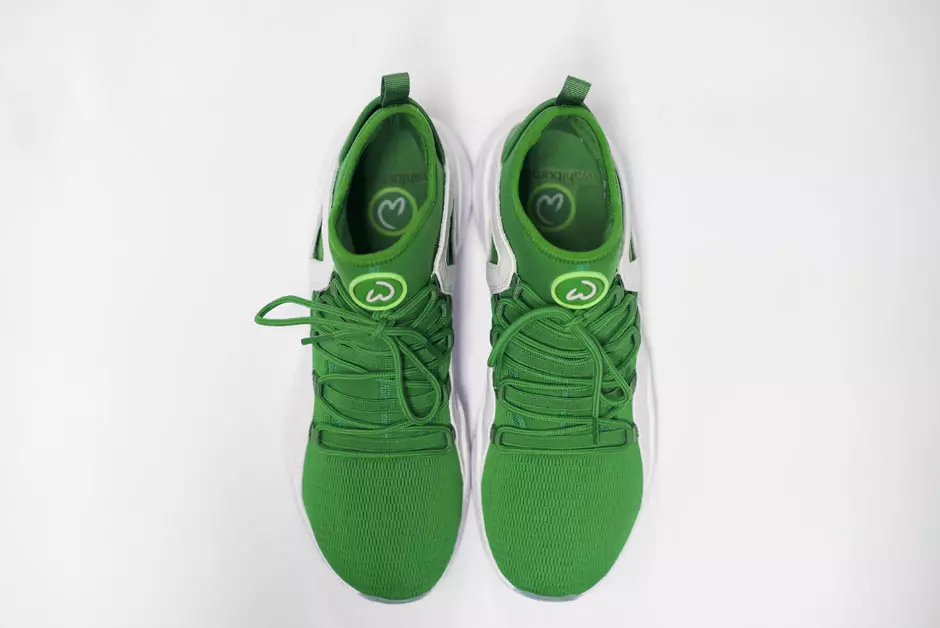 Wahlburgers X Jordan Formula 23