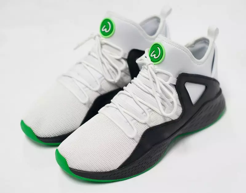 Balení Wahlburgers x Jordan Formula 23