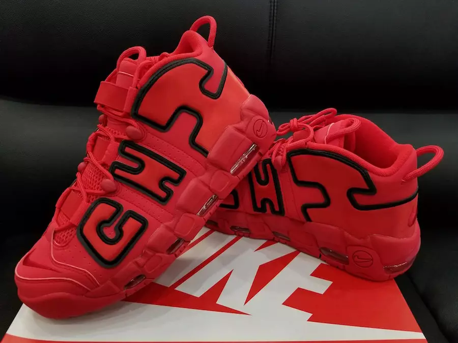 Nike Air More Uptempo Chicago