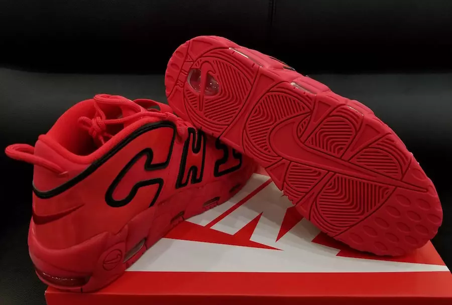 Nike Air More Uptempo Chicago