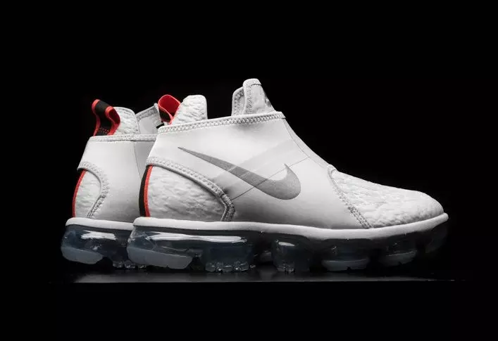 Nike VaporMax Chukka Duillín Bán