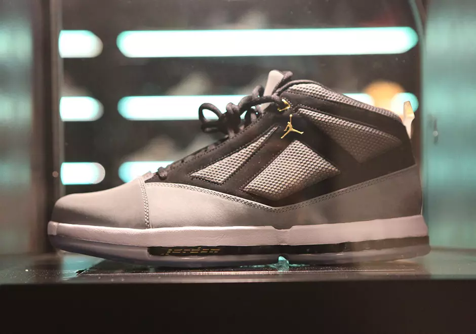 Koleksioni i dhomës së trofeut Air Jordan 16