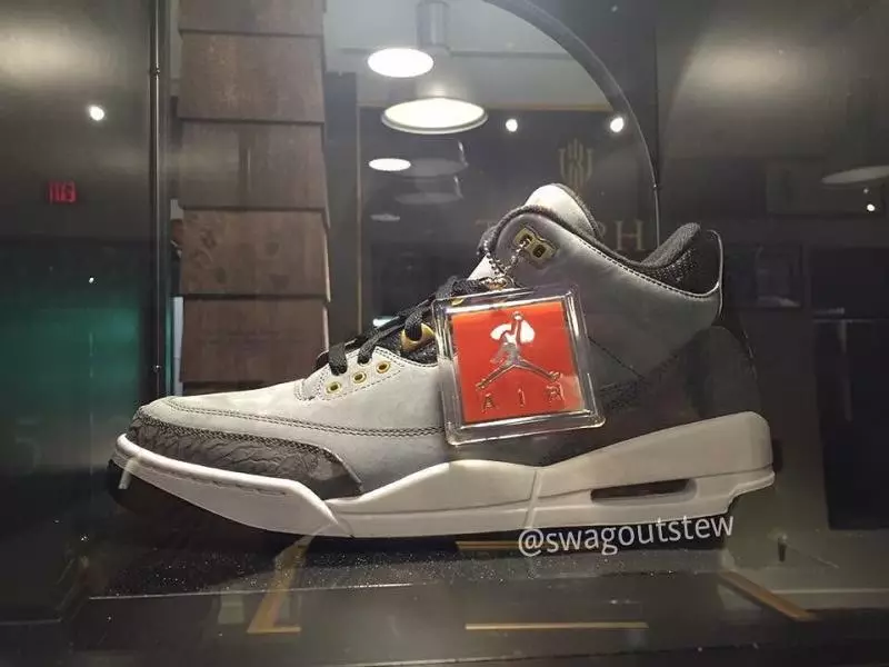 Collection Room Trophy Air Jordan Air Jordan 3