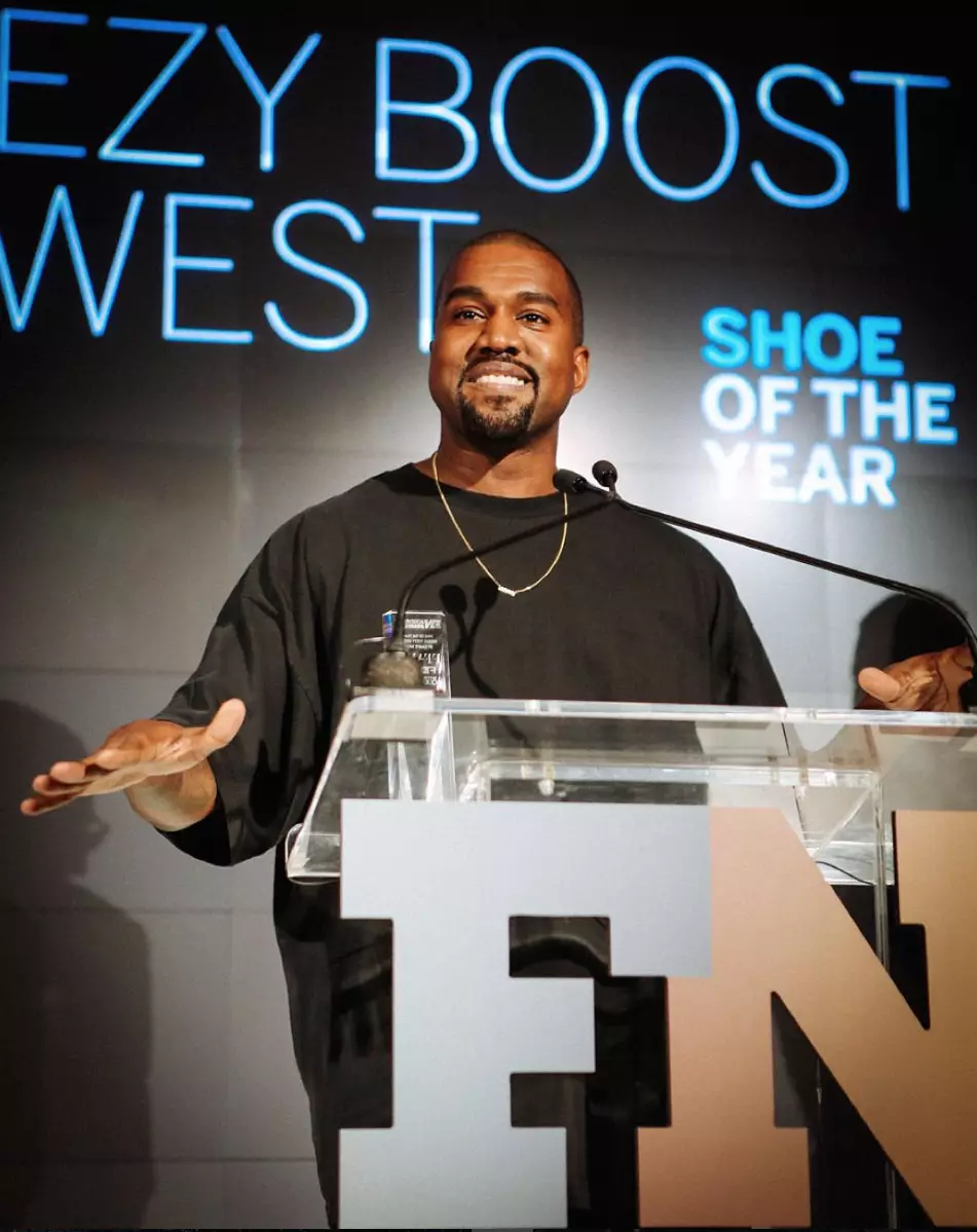 Kanye West Yeezy Boost gada apavi