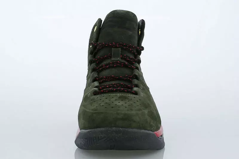 Armour Curry 1 Lux Gucci ostida