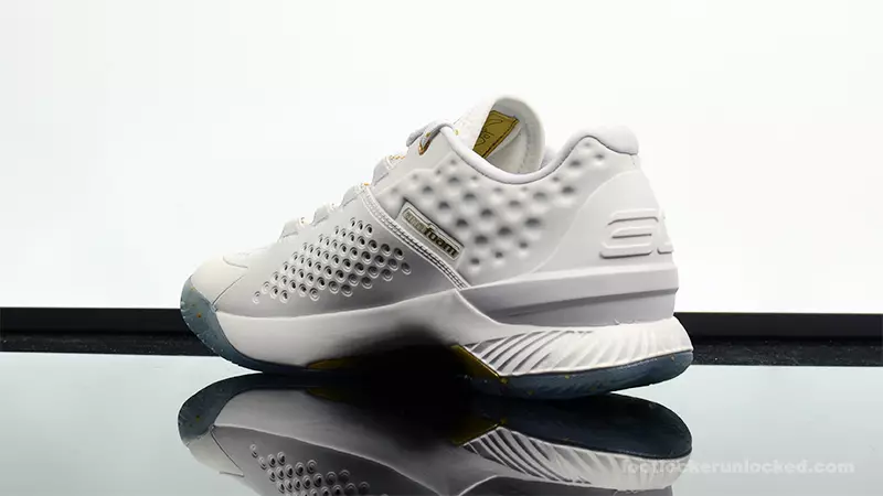 Under Armour Curry 1 Low Přátelé a rodina