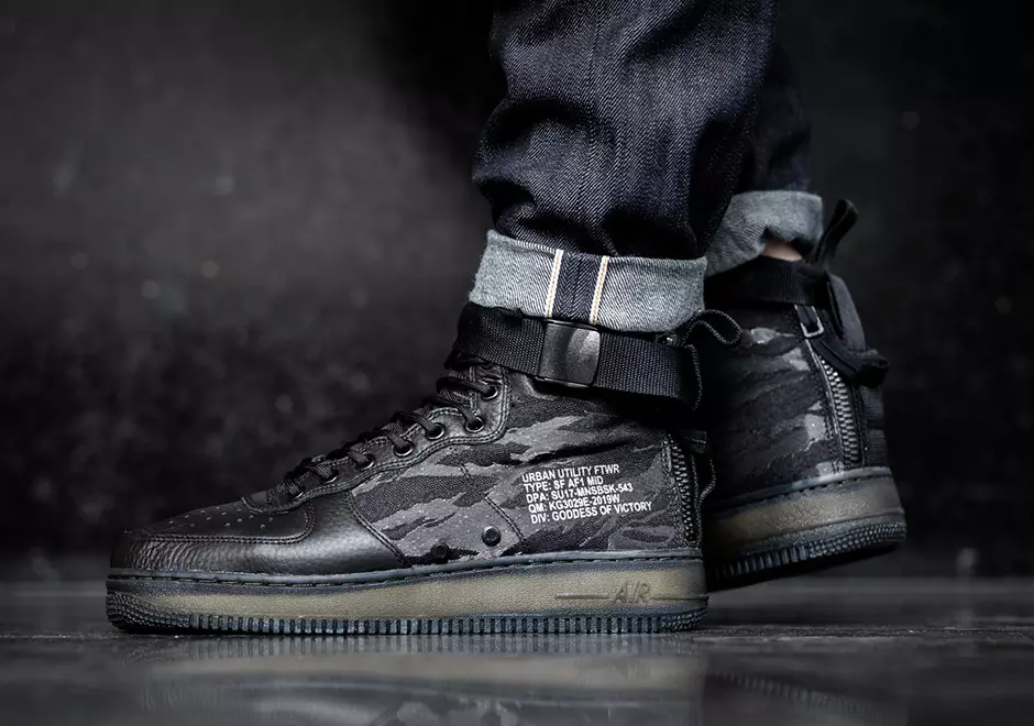 Nike SF-AF1 Mid Tiger Camo Cor: Preto/Preto-Cargo Khaki Código de estilo: AA7345-001 Data de lançamento: 8 de junho de 2017 Preço: $ 160