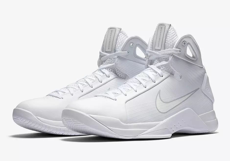 Nike Hyperdunk 08 тройной белый