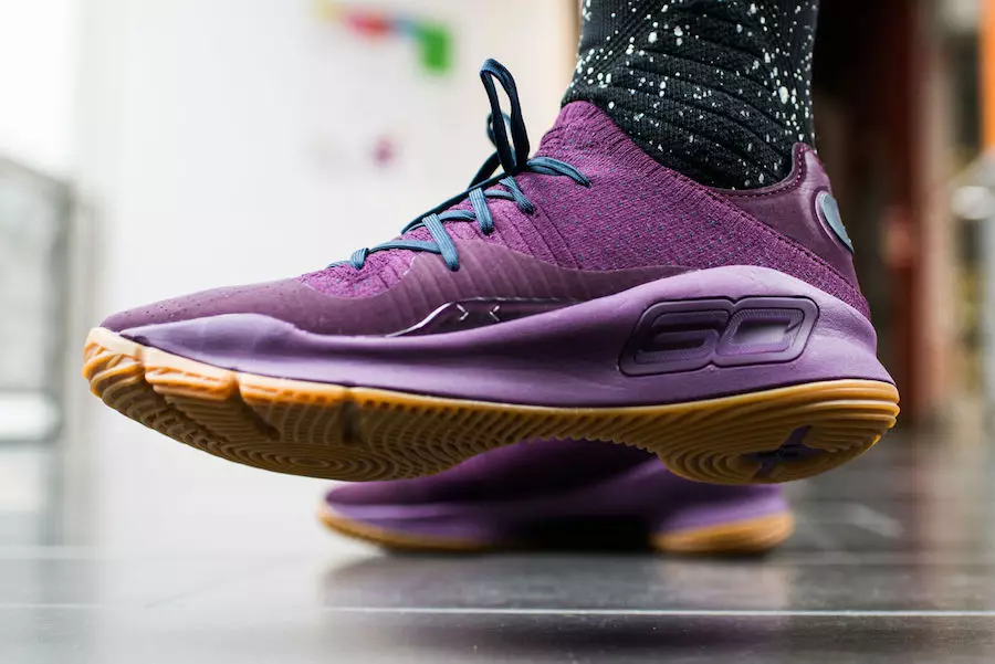 Under Armour Curry 4 Bajo Merlot