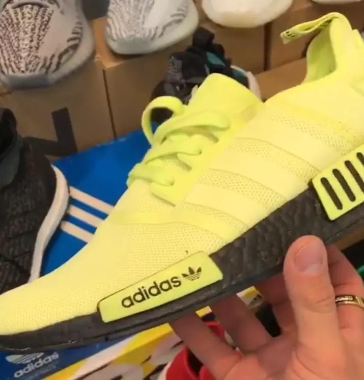 adidas NMD R1 Glow Volt Schwarz BY3016