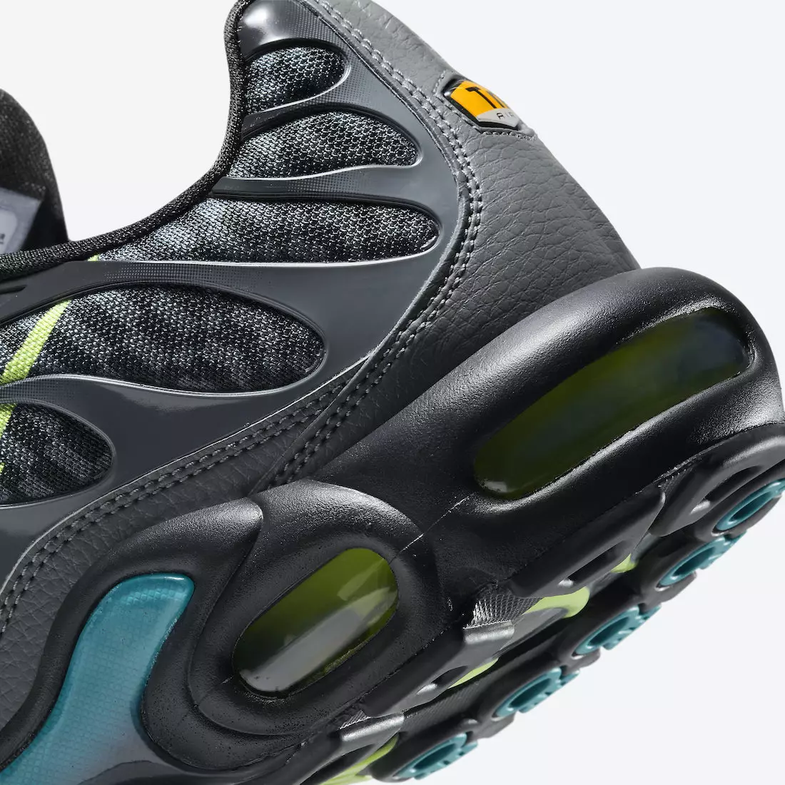 Nike Air Max Plus DJ6896-070 Data tal-Ħruġ