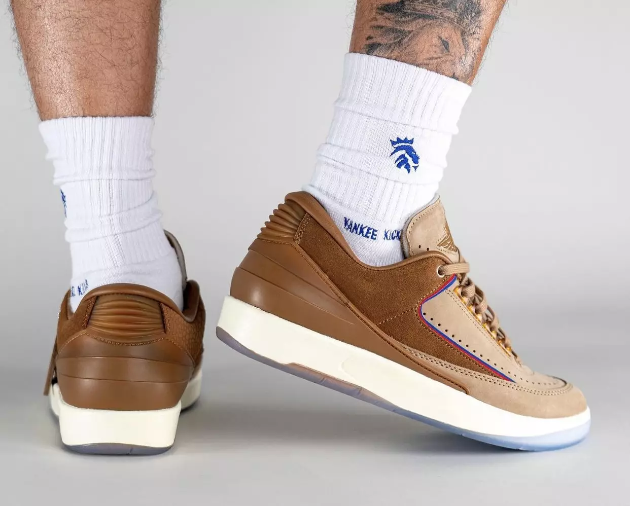 Două 18 Air Jordan 2 Low DV7129-222 Data lansării On-Feet