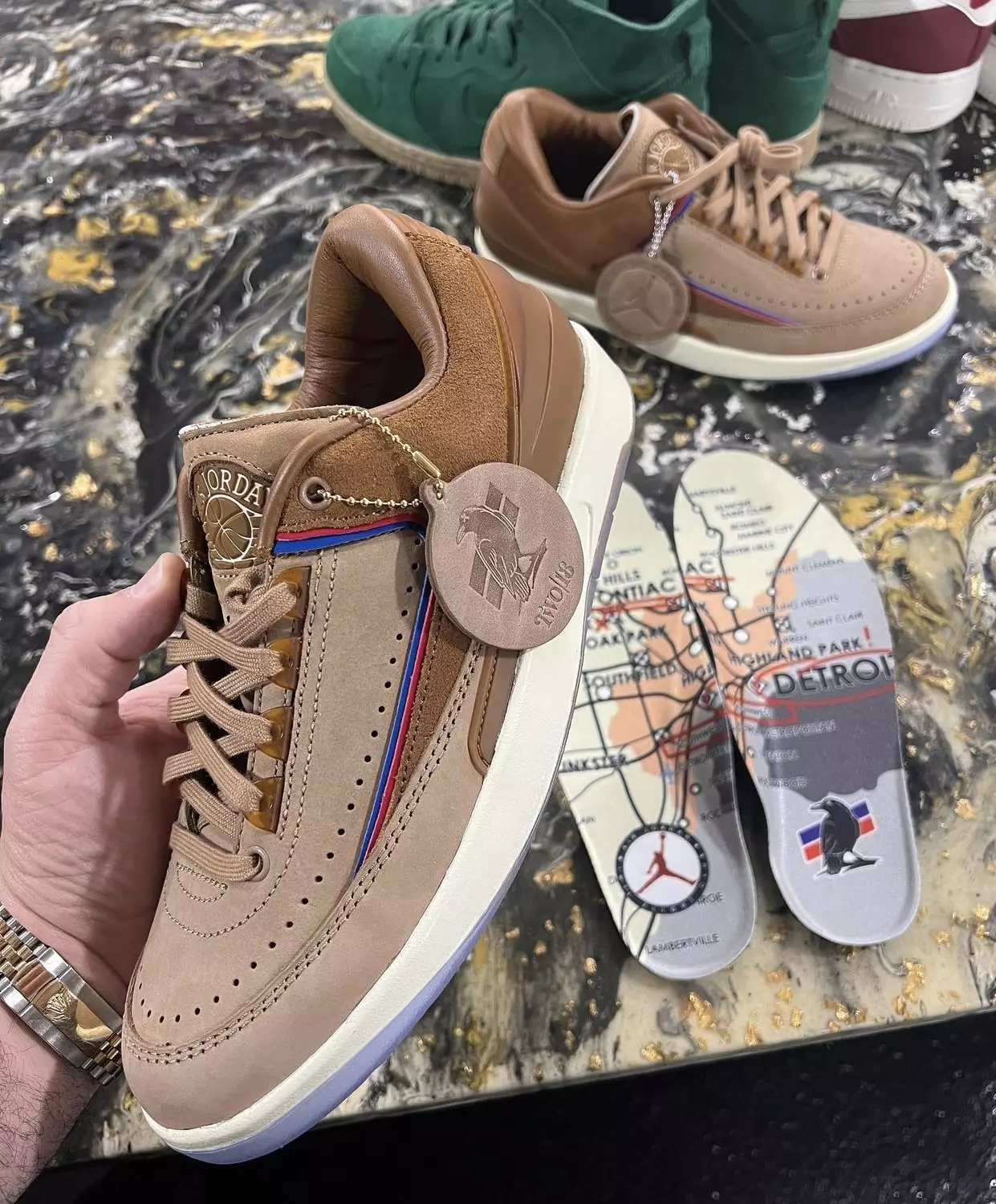 Du 18 Air Jordan 2 Low DV7129-222 išleidimo data