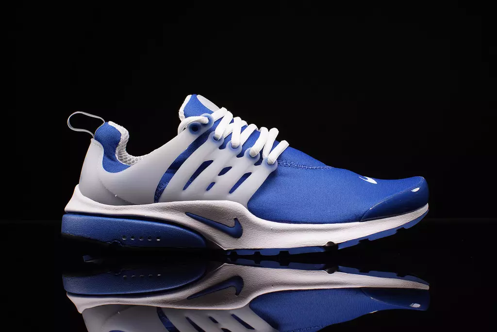 Niebieska wyspa Nike Air Presto