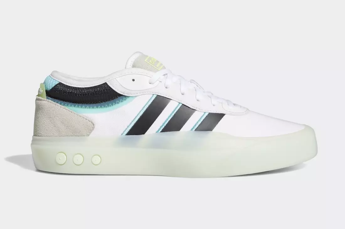 Adidas Cassina PT pinnad värvides Cloud White ja Pulse Aqua