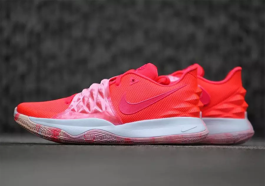 تاريخ الإصدار Nike Kyrie Low Hot Punch AO8979-600