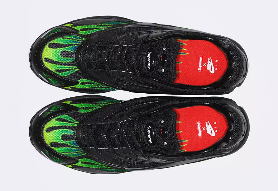 Supreme x Nike Zoom Streak Spectrum Plus