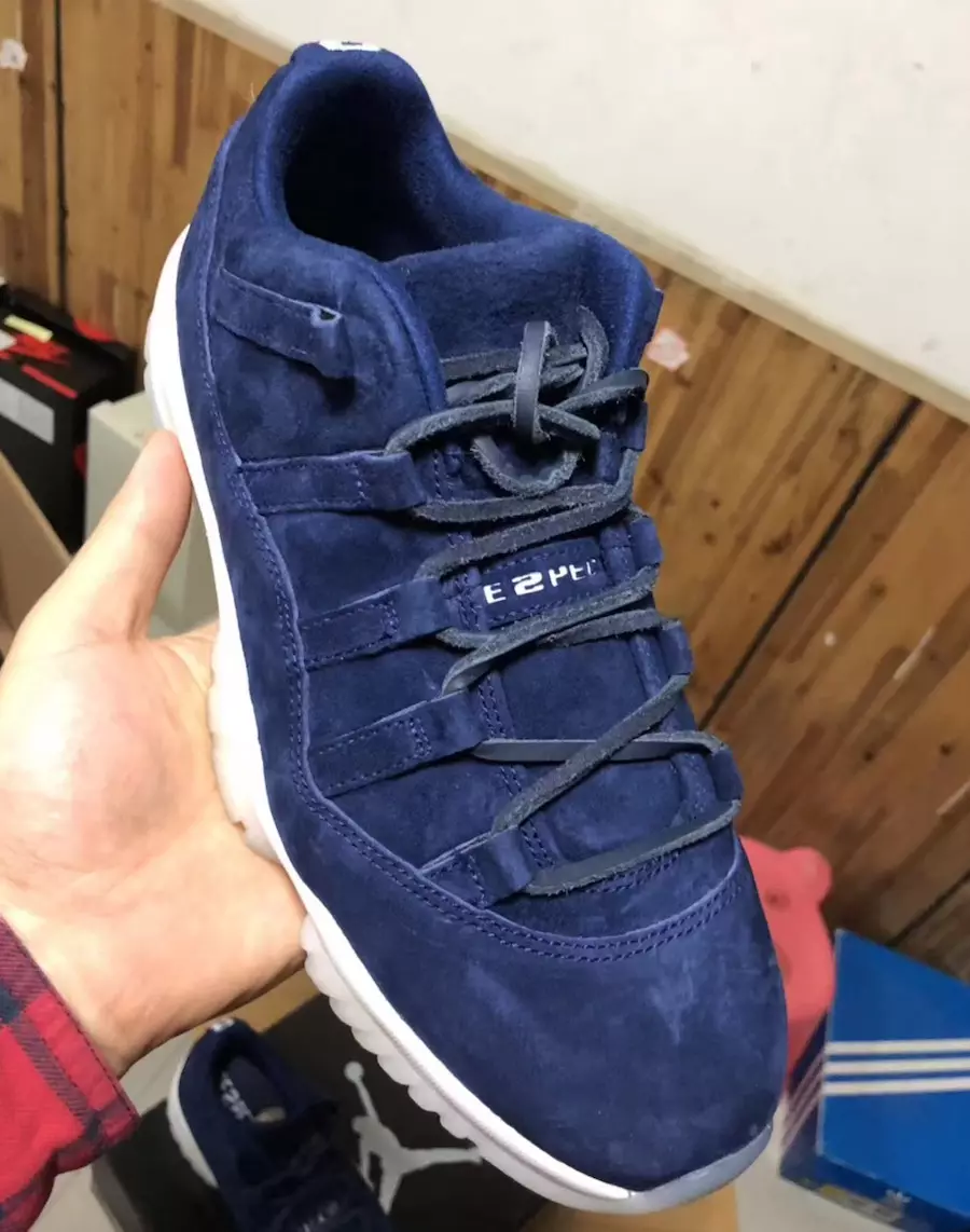 AIr Jordan 11 scaird íseal RE2PECT AV2187-441