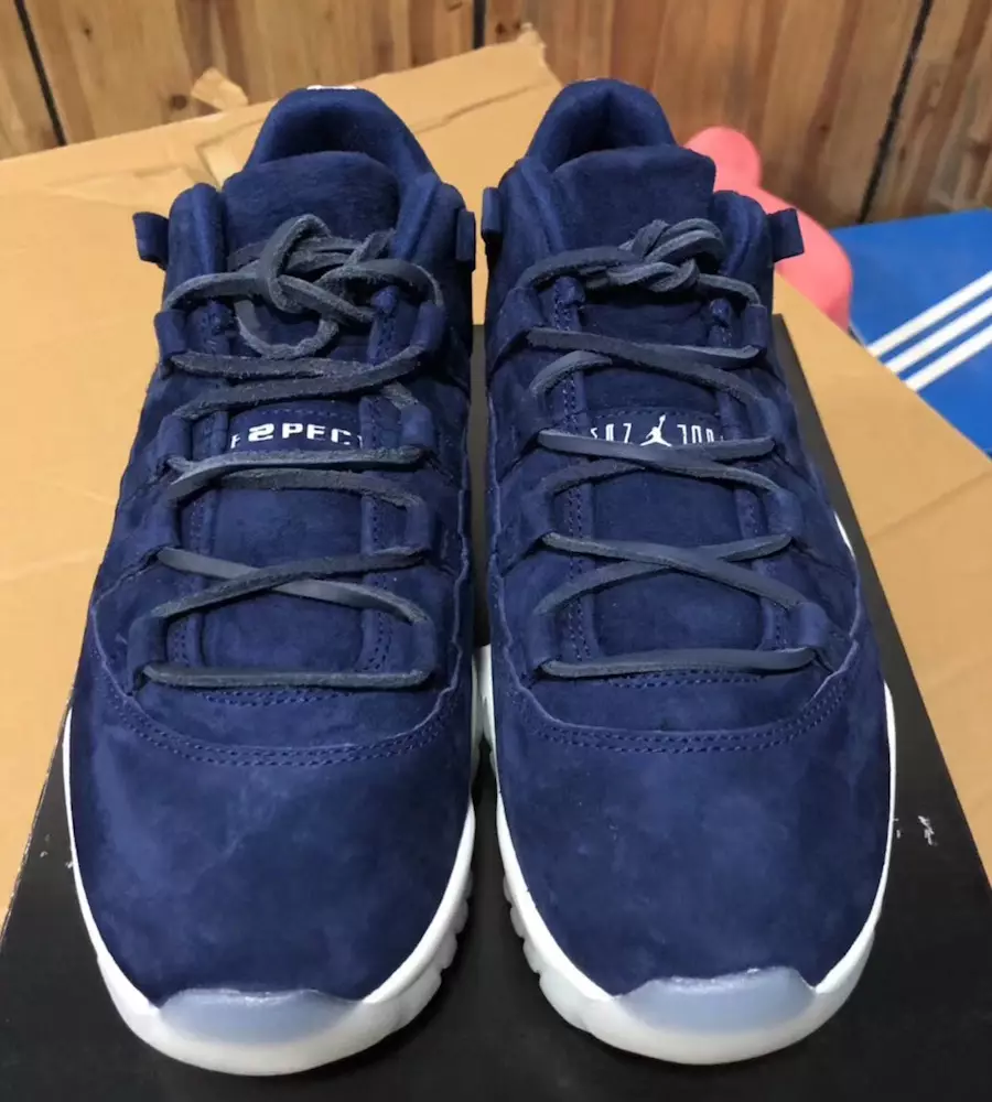 AIR Jordan 11 Low Jeter RE2PECT AV2187-441