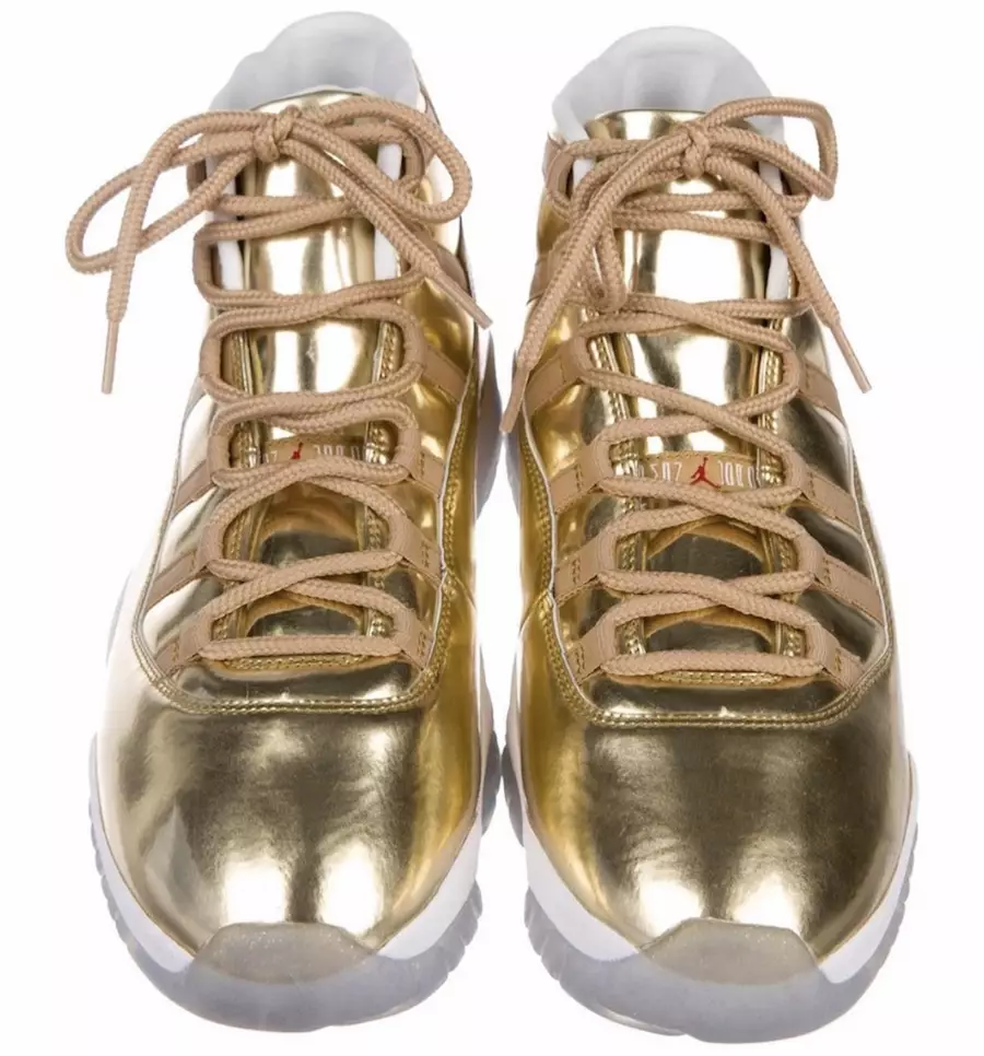 Vzorka Air Jordan 11 OVO Gold