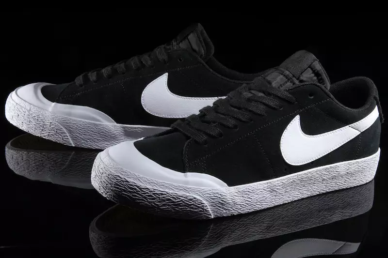 Nike SB Blazer Low XT Hitam Putih