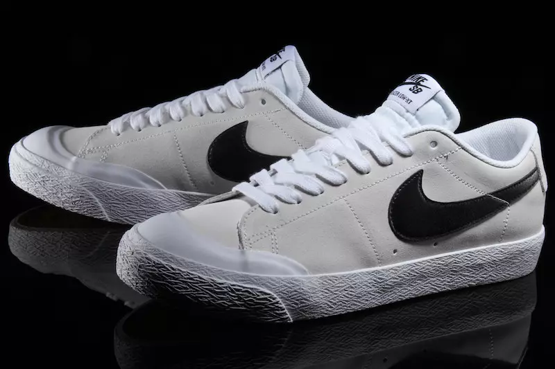 Nike SB Blazer Low XT အနက်ရောင် အဖြူရောင်