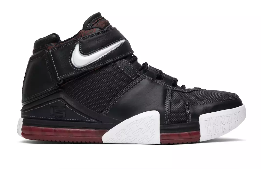 Nike LeBron 2 Retro 2022 Releasedatum