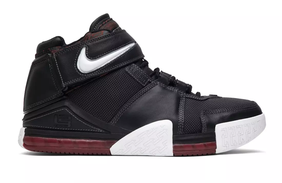 Nike LeBron 2 Retro 2022 Releasedatum