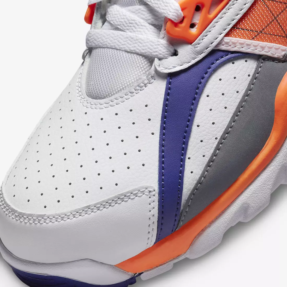 Датум на издавање Nike Air Trainer SC High Auburn 2022 DV2212-100