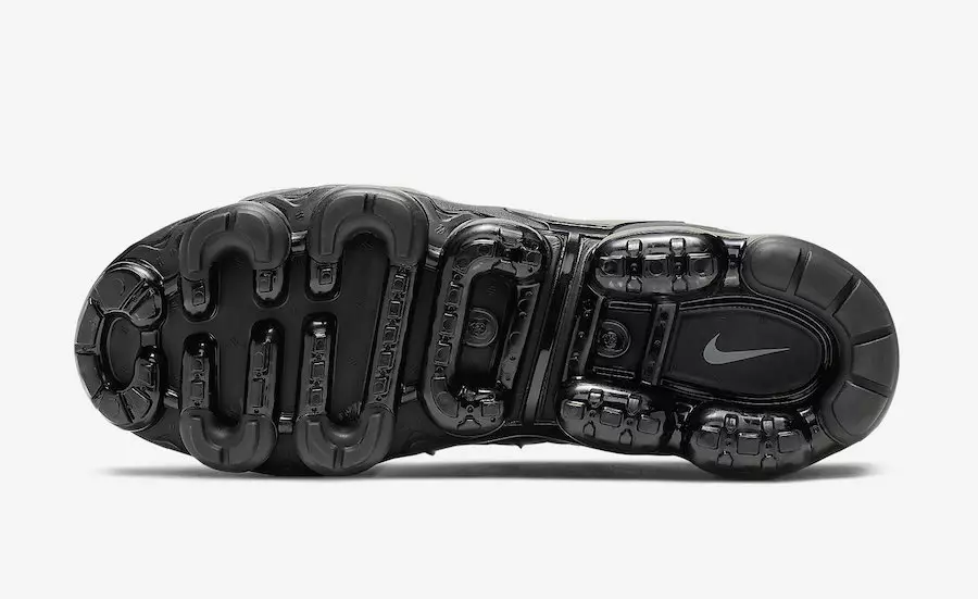 Nike Air VaporMax Plus jahehall must CK0900-001 väljalaskekuupäev