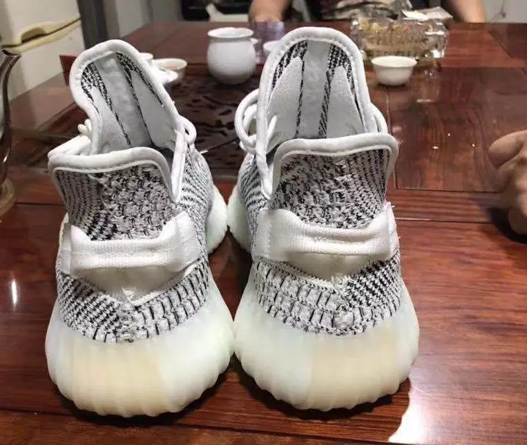 Yeezy Boost 350 V2 Static EF2905 Útgáfudagur