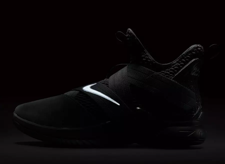 Nike LeBron Soldier 12 Dark 23 AO4054-002 – data premiery