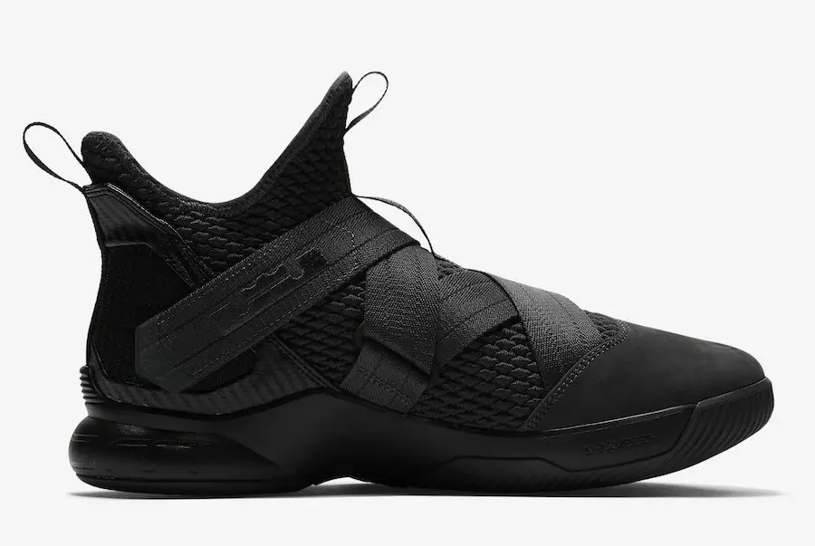 Nike LeBron Soldier 12 Dark 23 AO4054-002 Data lansării