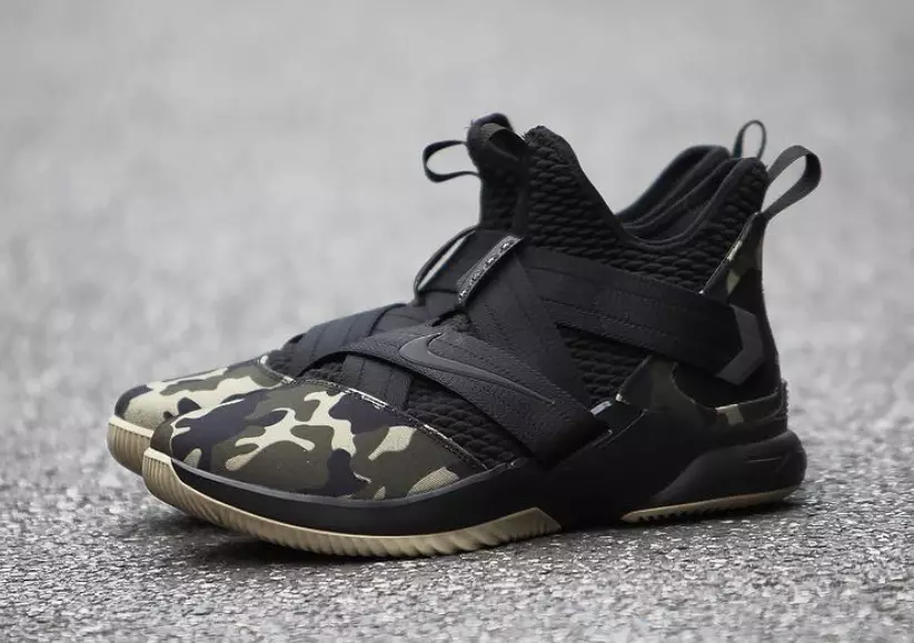 Nike LeBron Soldier 12 Camuflaje AO4054-001