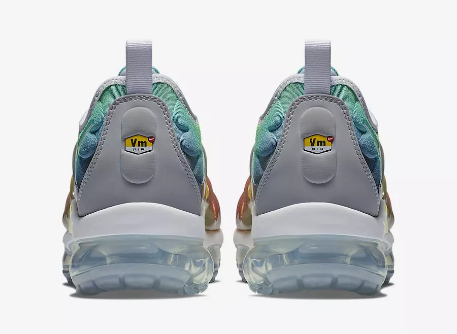 Nike Air VaporMax Plus Rainbow 924453-103