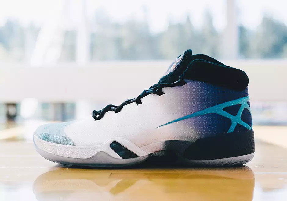 Air Jordan XXX Шарлотт Хорнетс PE