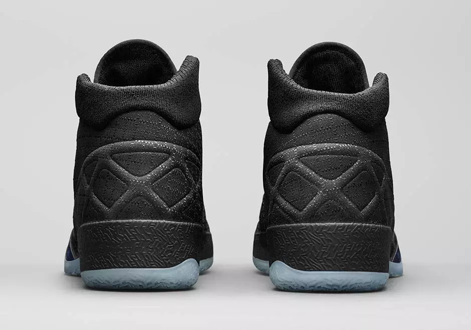 گربه سیاه Air Jordan XXX 30