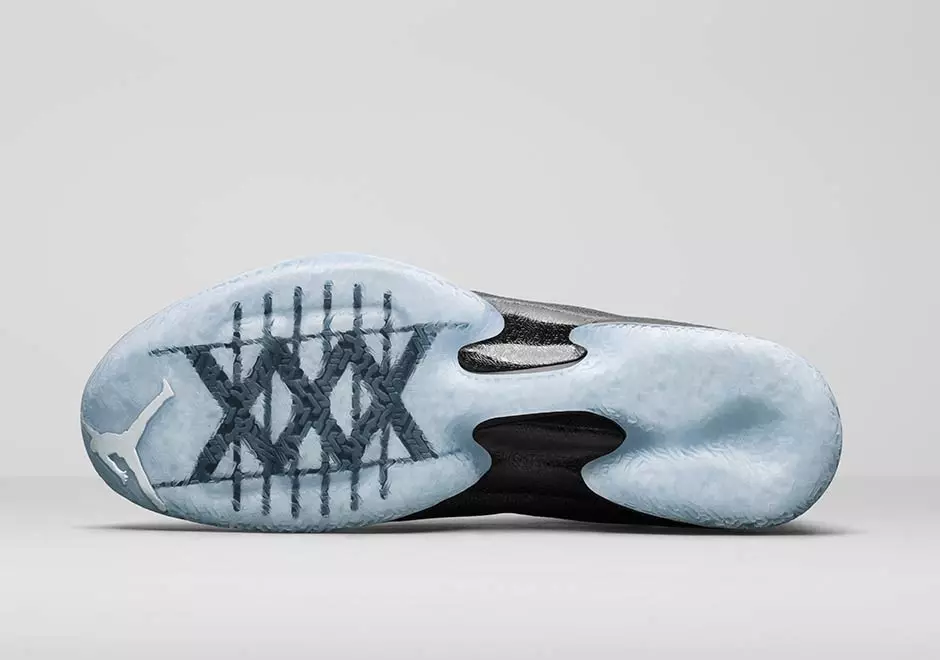 گربه سیاه Air Jordan XXX 30