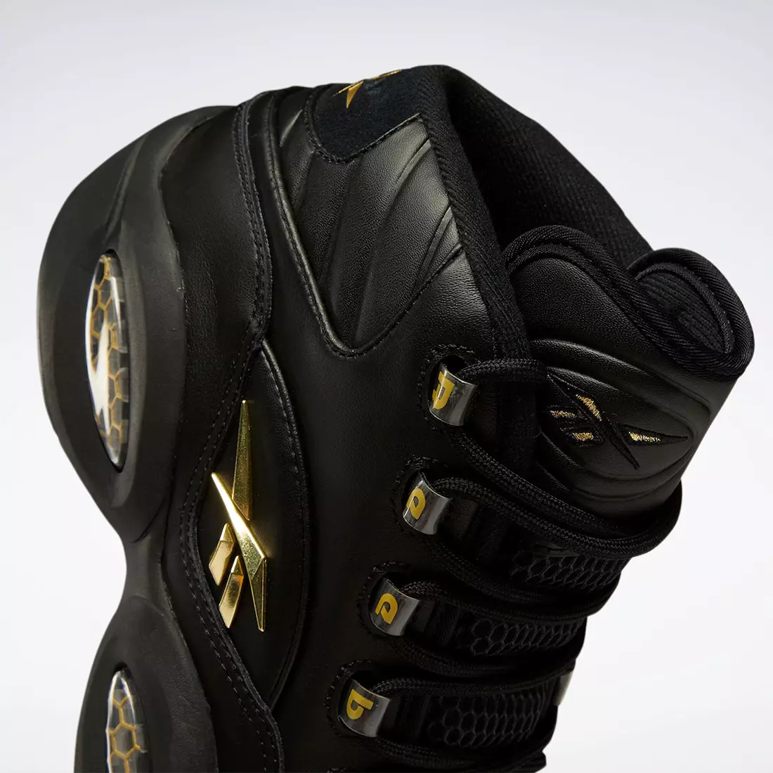 Reebok Question Mid Black Gold H01308 ထုတ်ဝေသည့်ရက်စွဲ