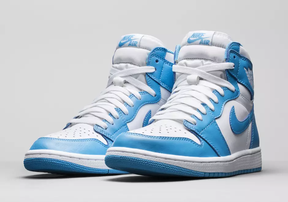 Air Jordan 1 Retro Tinggi OG UNC 2015