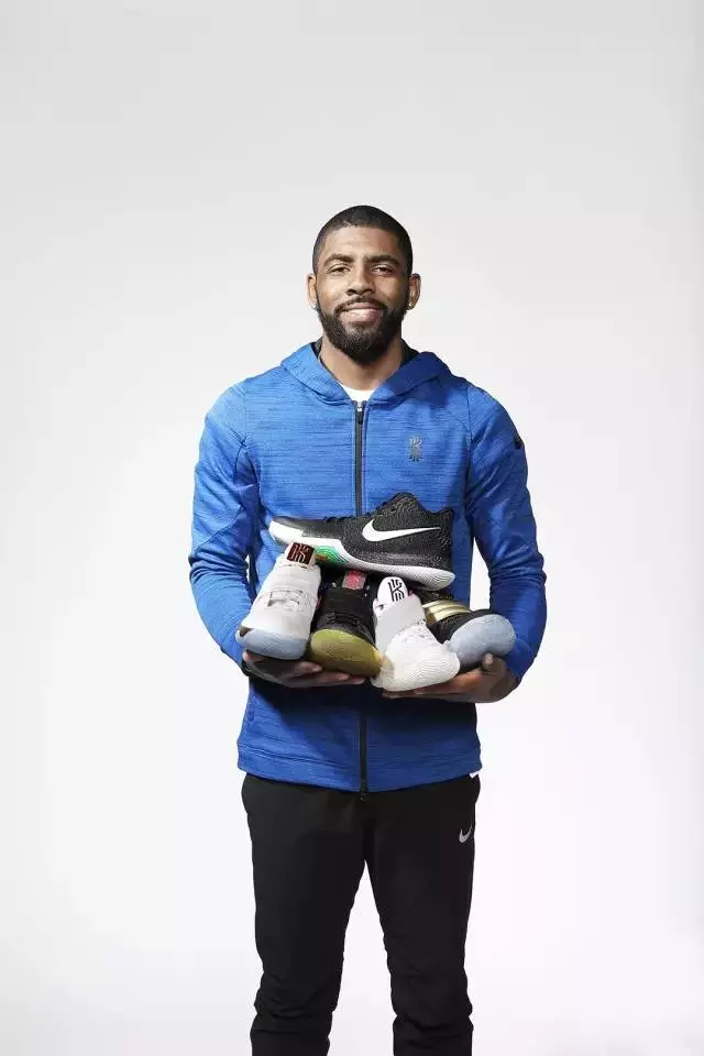 Nike Kyrie 3 Черный Белый 852395-018