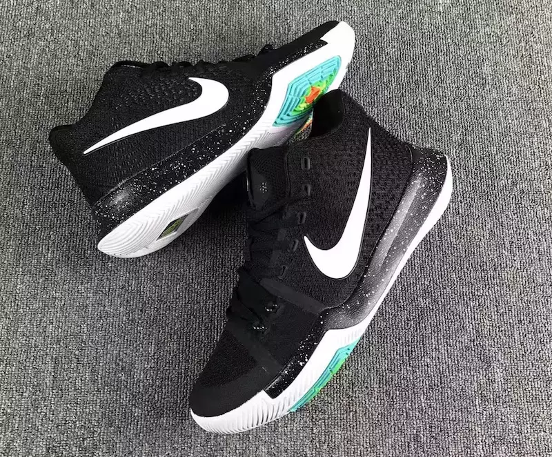 Nike Kyrie 3 Noir Blanc Avant