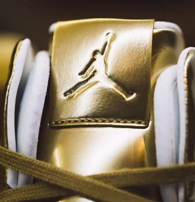 Air Jordan XXX1 vàng Karat