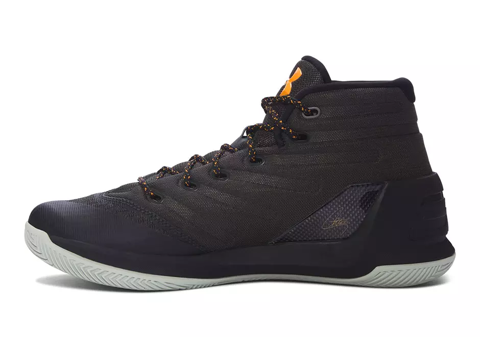 UA Curry 3 Flight Jacket Թողարկման ամսաթիվ