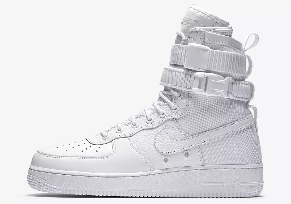 Nike Special Field Air Force 1 Triple White Data di rilascio