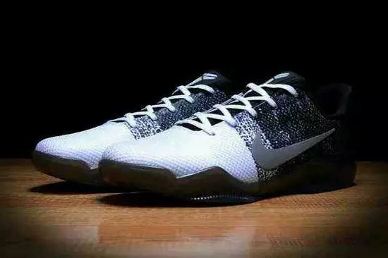 Nike Kobe 11 EM