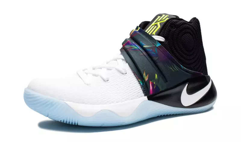 Parade Kyrie 2 on saadaval