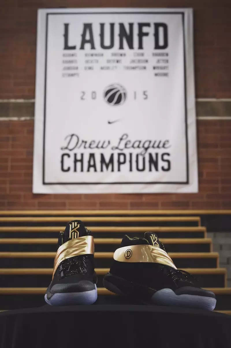 Nike Kyrie 2 Drew League LAUNFD