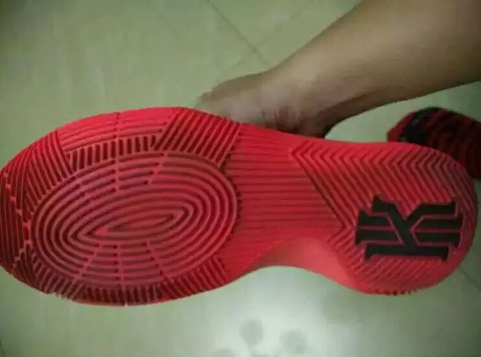 Cluiche Nike Kyrie 2 ar líne