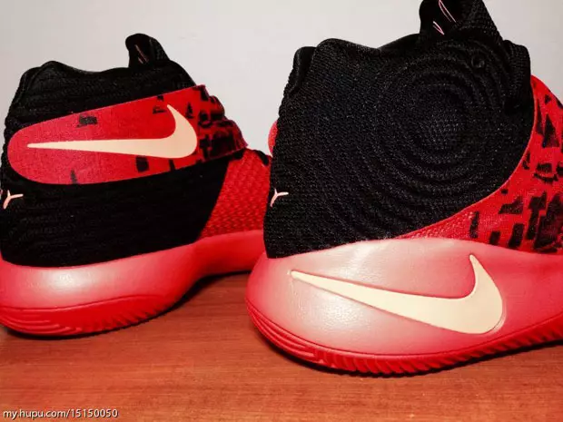 Kyrie 2 Qara Crimson